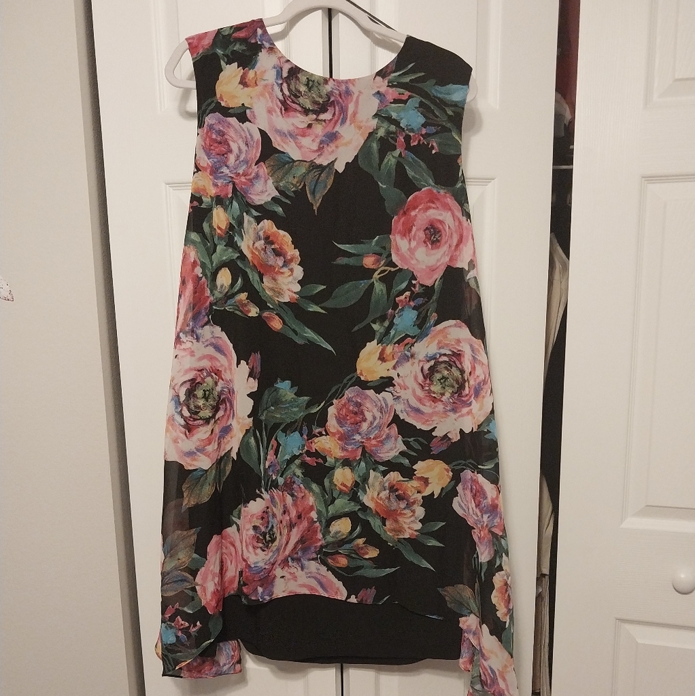 Nwot SLNY floral dress size 16